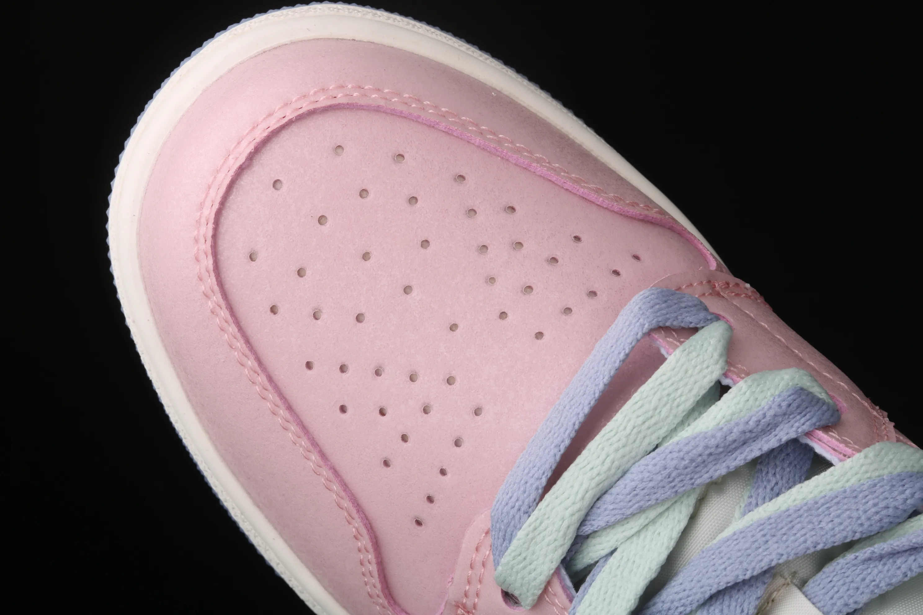 All categories Air Jordan Jordan series basketball shoes Air Jordan 1 Mid Air Jordan 1 Mid AJ1 Joe 1 mid-top goddess pink mandarin duck 555112-600
